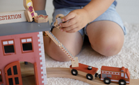 Little Dutch Drewniana remiza strażacka LD4490